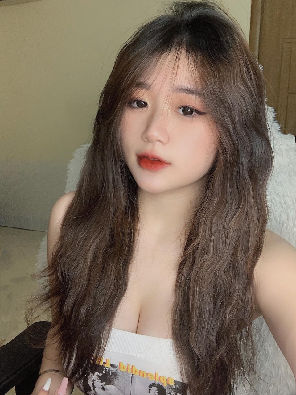 Threesome với hai em gái hư hỏng đáng bị cấm nội dung và xem