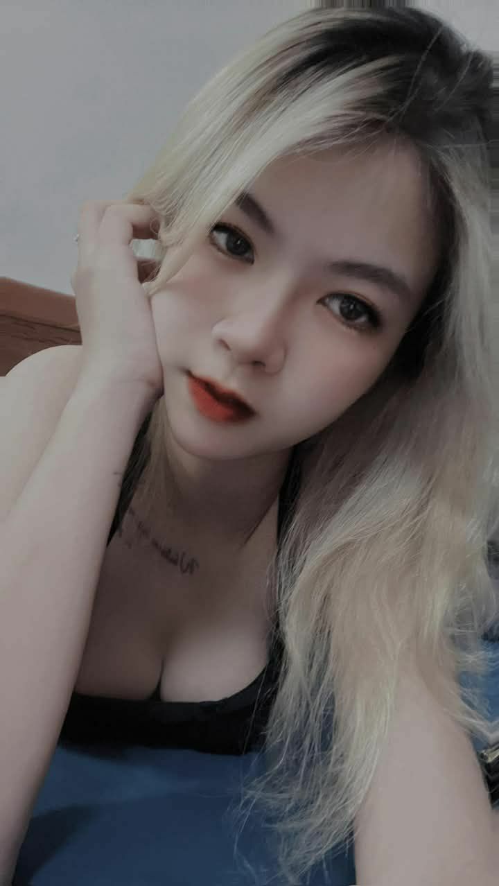 Phim Sex Trên Xe Hơi - Cô nàng tóc đỏ Linda Sweet quan hệ với tài xế của mình